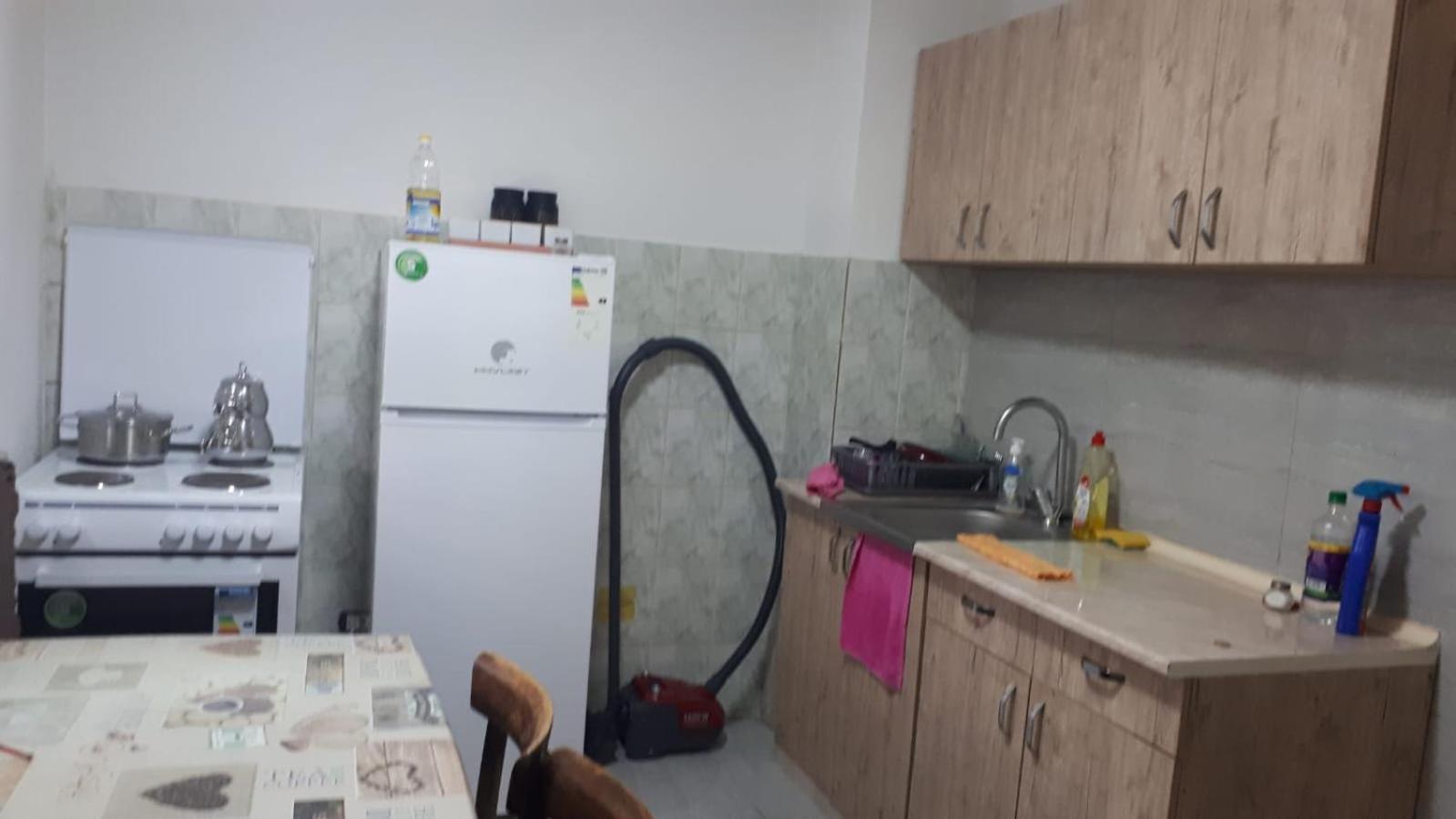شقة Makedonyada Kiralik Ev Ve Arac Hizmeti Ile Birlikte سكوبجي المظهر الخارجي الصورة